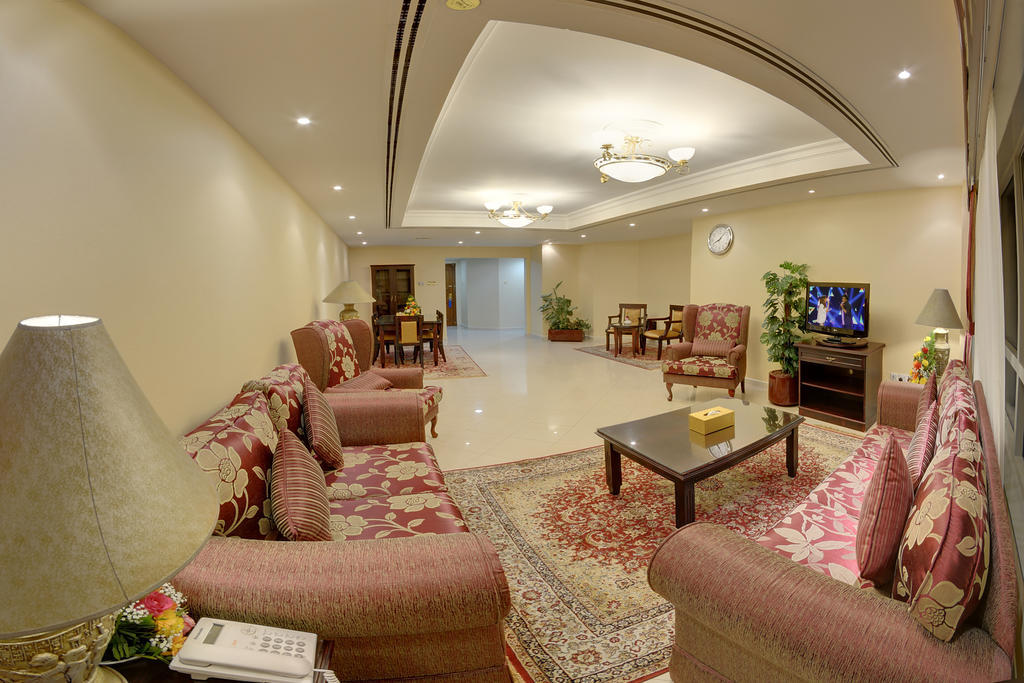Deira Suites Deluxe Hotel Suites Dubái Exterior foto